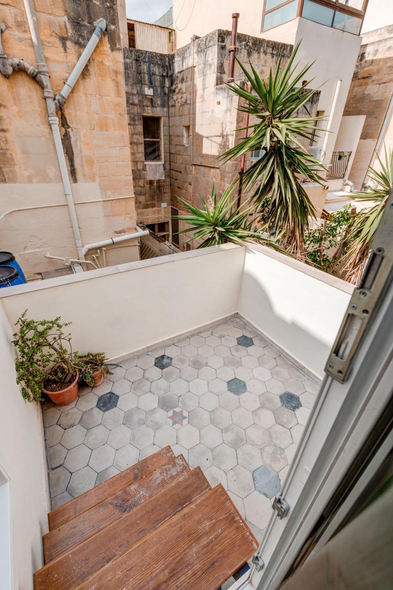 סליאמה Piju Lux Apartments מראה חיצוני תמונה